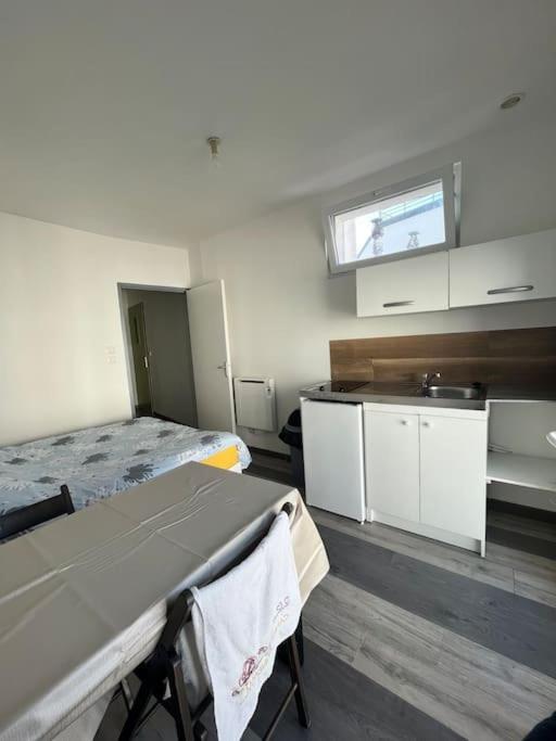 Apartmán Studio En Plein Centre De Brest Exteriér fotografie