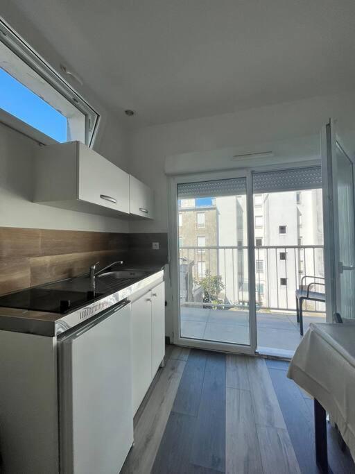 Apartmán Studio En Plein Centre De Brest Exteriér fotografie